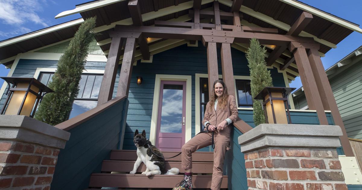 'Livable art' | Features | coastmonthly.com