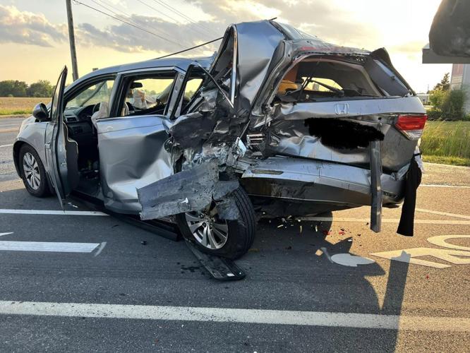 Van damaged in Bridgeville crash