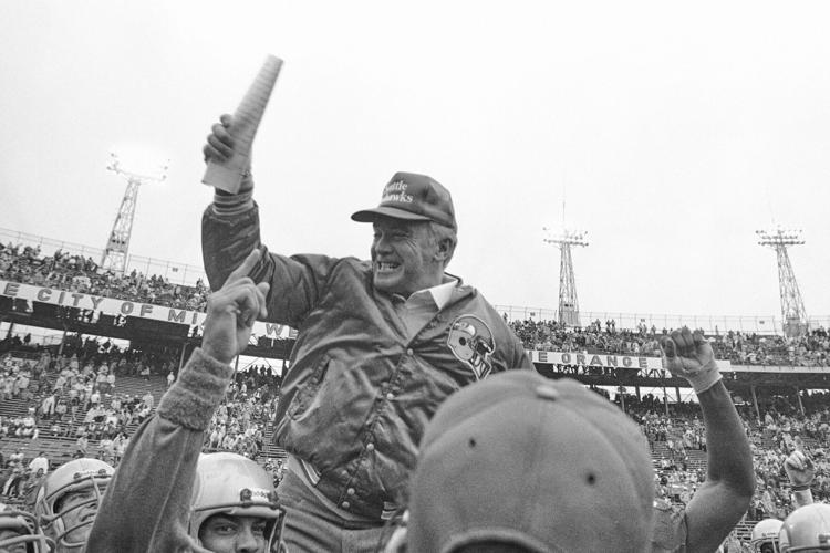 Hall of Fame Coaches Football