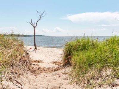 Cove Road Beach