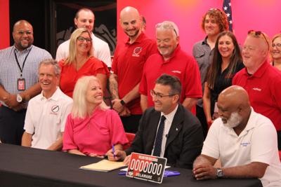 gov meyer bill signing
