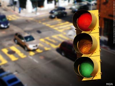 DelDOT will install two new, full color traffic signals at the Governor Stockley Road and Avenue of Honor intersections along Route 113 between Georgetown and Millsboro.