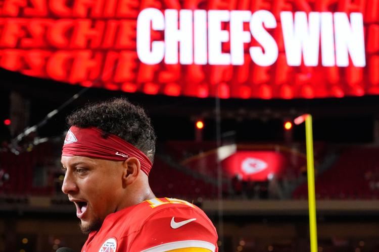 Broncos Chiefs Football