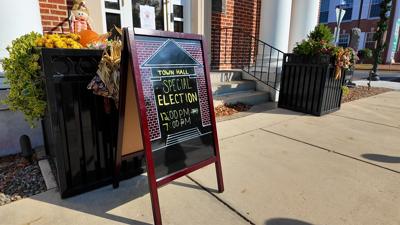 Police building votes in favor