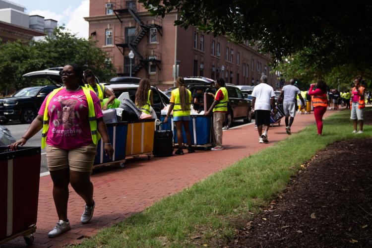 Howard Students Unenrolled Move-In