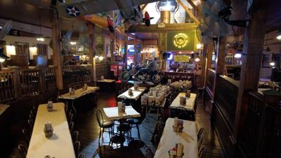 Hooper's Crab House temporarily closes due to kitchen fire
