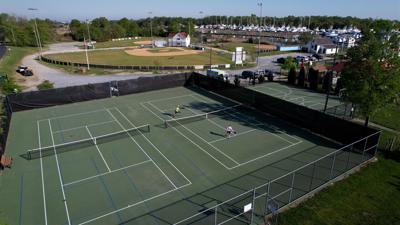 Canalfront Park courts close for resurfacing