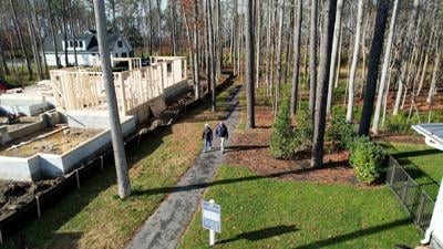 Controversy Over Pathways in Mariners' Retreat