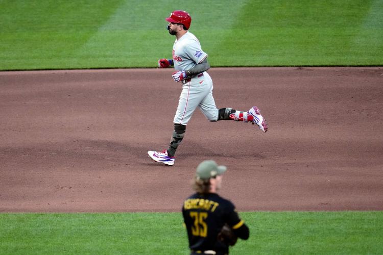 Phillies Pirates Baseball