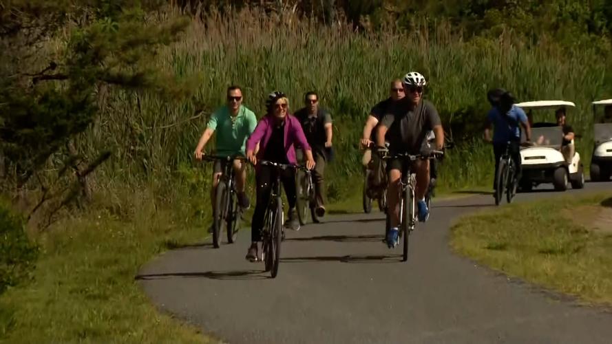 Bidens biking