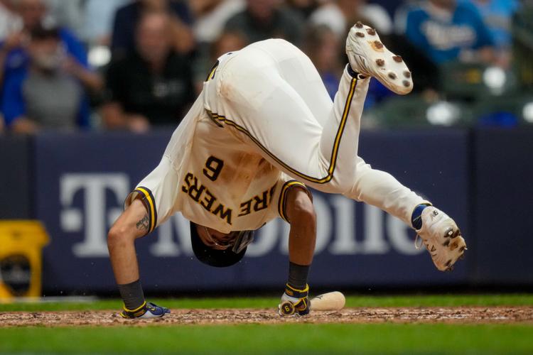 APTOPIX NLCS Dodgers Brewers Baseball