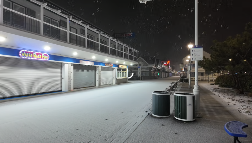 OC SNOW AT NIGHT.png
