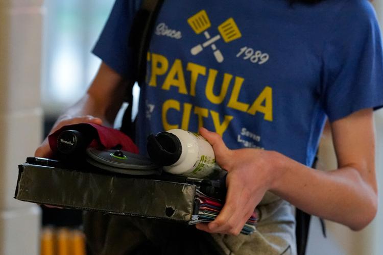 Weapons Detection Schools