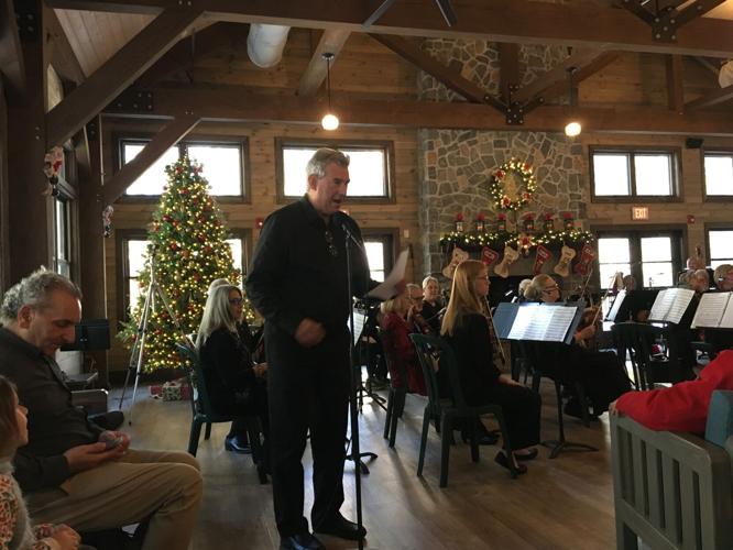 Board President Steve Greifer thanks the audience for their support.