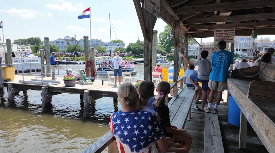 lewes boat parade.png
