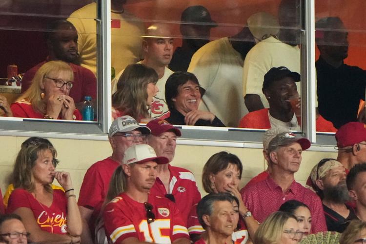 Broncos Chiefs Football