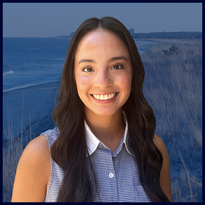 Nicole Richter Headshot