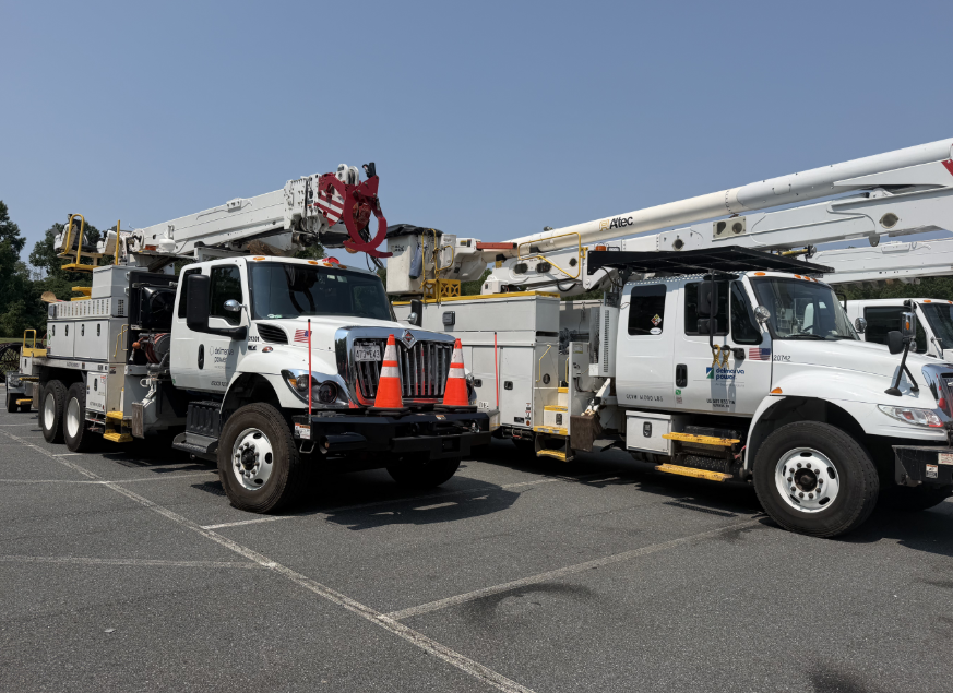 Delmarva Power crews assisting with Illinois storm damage