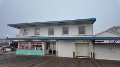 Hotel proposed for One Rehoboth Avenue sparks differing opinions