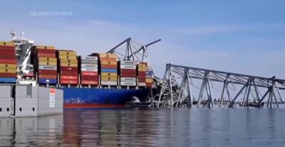 Dali container ship