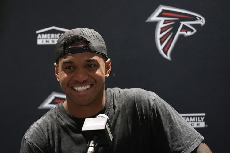 Falcons Dolphins Football