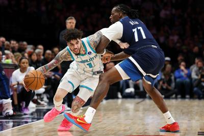 Timberwolves Hornets Trade Basketball