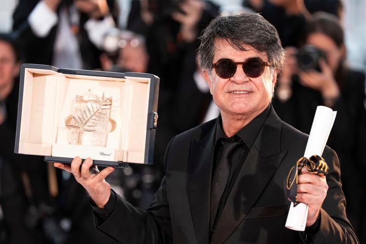 Cannes-Neon's Winning Streak