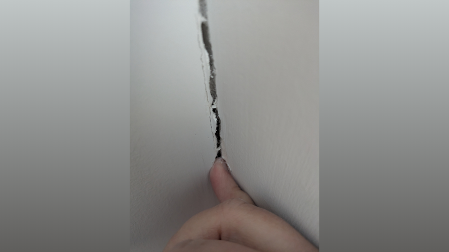 Wall corner cracks