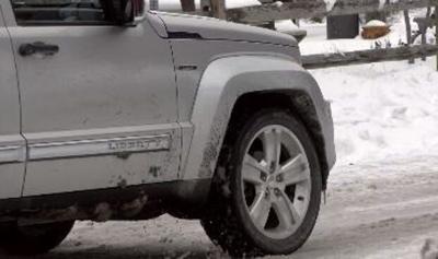 Drivers Plow Through Slushy, Iced Roads in Worcester County