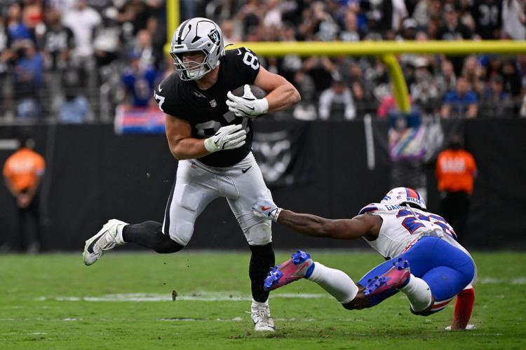 Bills Raiders Football