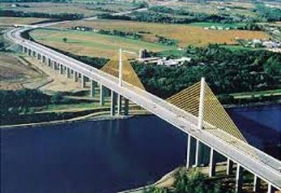 Man reportedly jumps from New Castle County Bridge