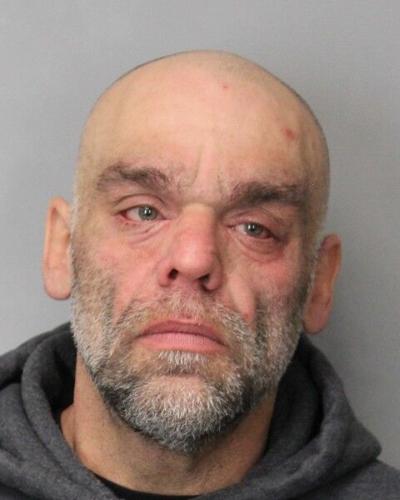 Man arrested for reckless endangering and gun offenses in Millsboro