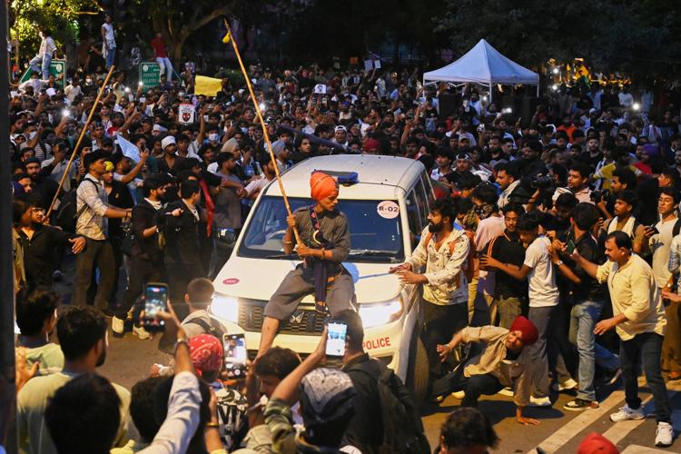 India Cockroach Protests