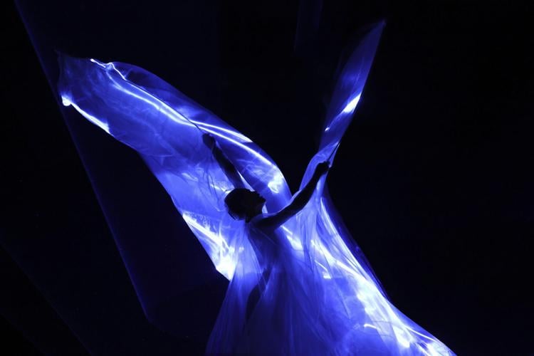 APTOPIX France Fashion Iris van Herpen F/W 25 26