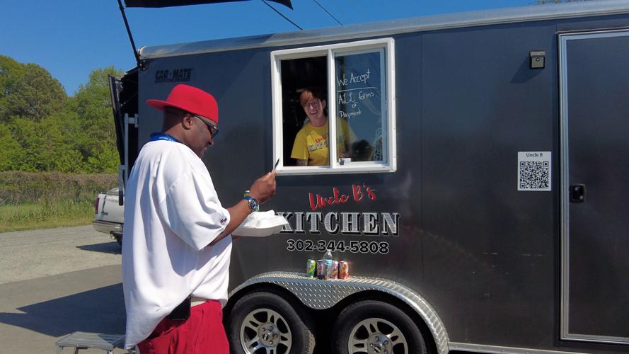 Uncle B's Kitchen Food Truck