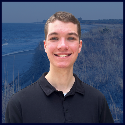 Owen Lipka Headshot