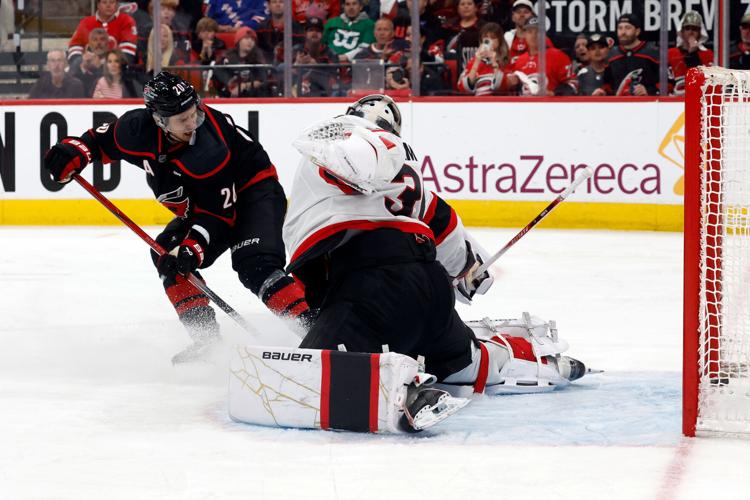 Senators Hurricanes Hockey