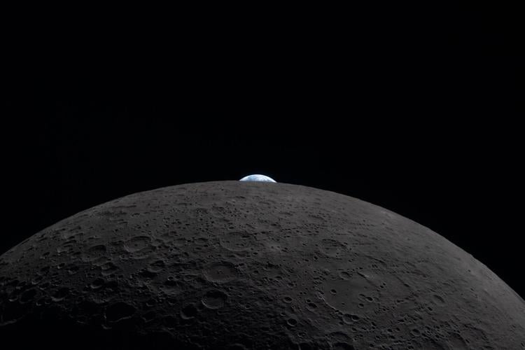 NASA Artemis Moonshot