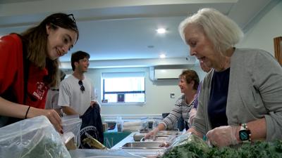 J1 Students at food pantry