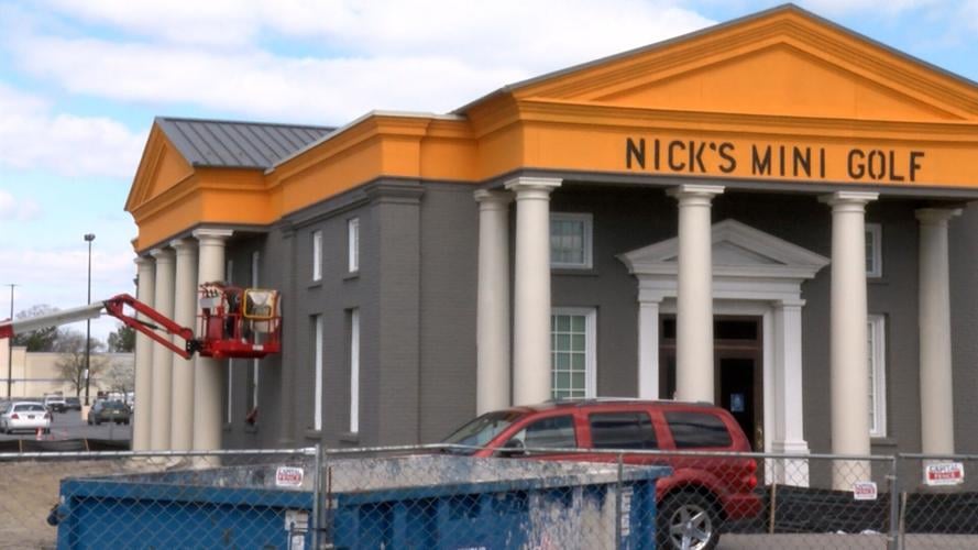 Nick's Mini Golf in old bank
