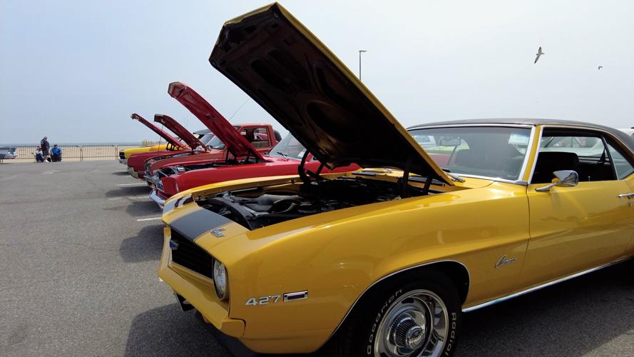 Thousands of cars roll into Ocean City for 35th annual Cruisin OC