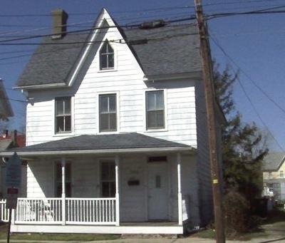 Neighbors Talk Options on Fate of Earl Bradley House in Lewes