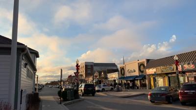Unusually Warm Holiday Weather