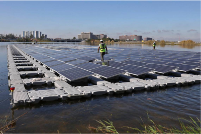 Chaberton Energy's floating solar panels
