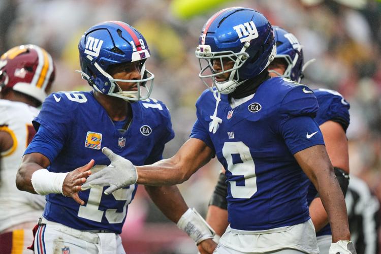 Giants Commanders Football