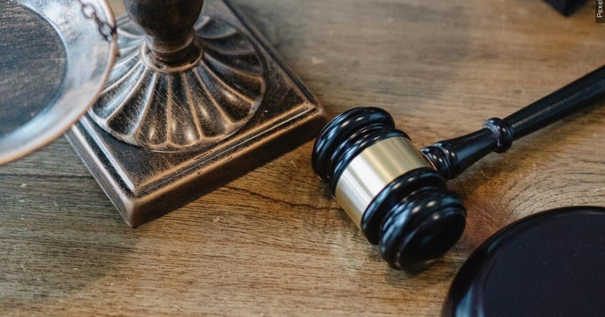 Delmar officer indicted on sexual contact, stalking charges