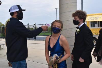 Sussex County High Schools Preparing for In-Person Proms and Graduations