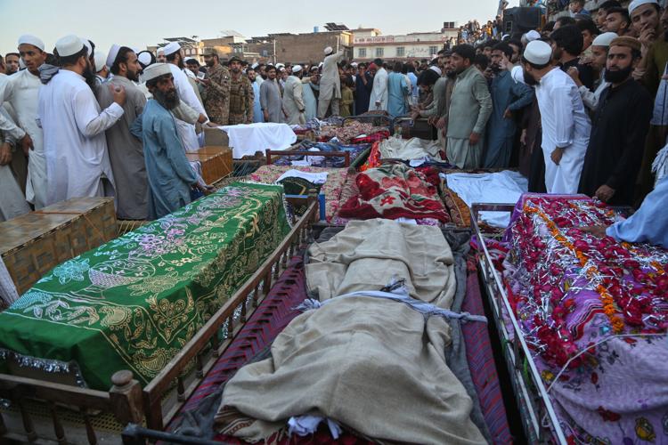 Photos show deadly school roof collapse in Pakistan