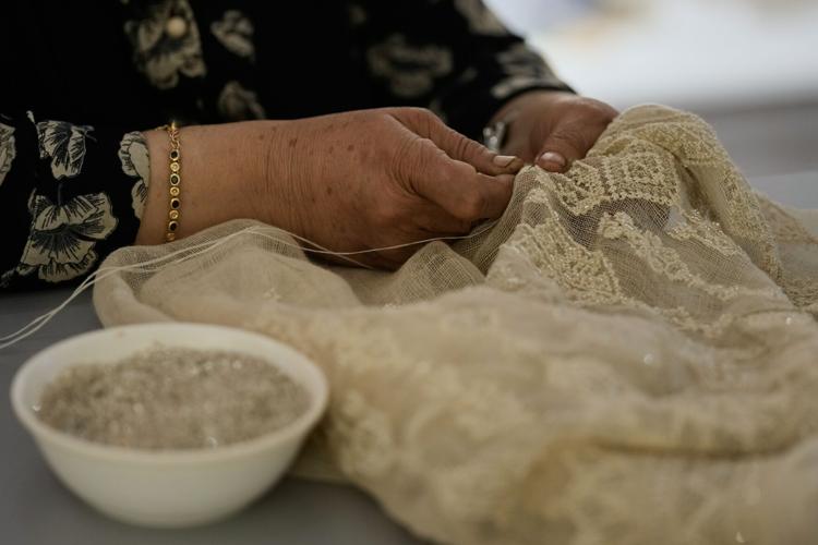 Palestinians Threads of Connection