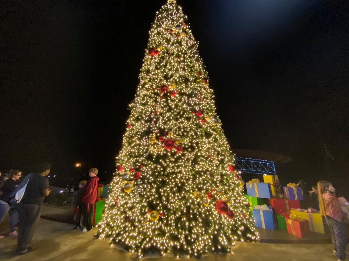 Lexington holds annual Christmas parade to celebrate holiday season